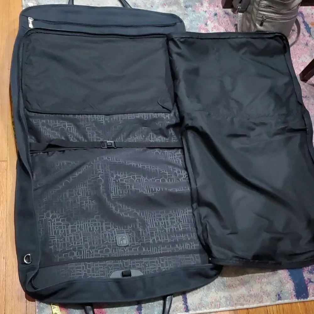 Diane Von Furstenberg Unisex Garment Bag in Black Like New